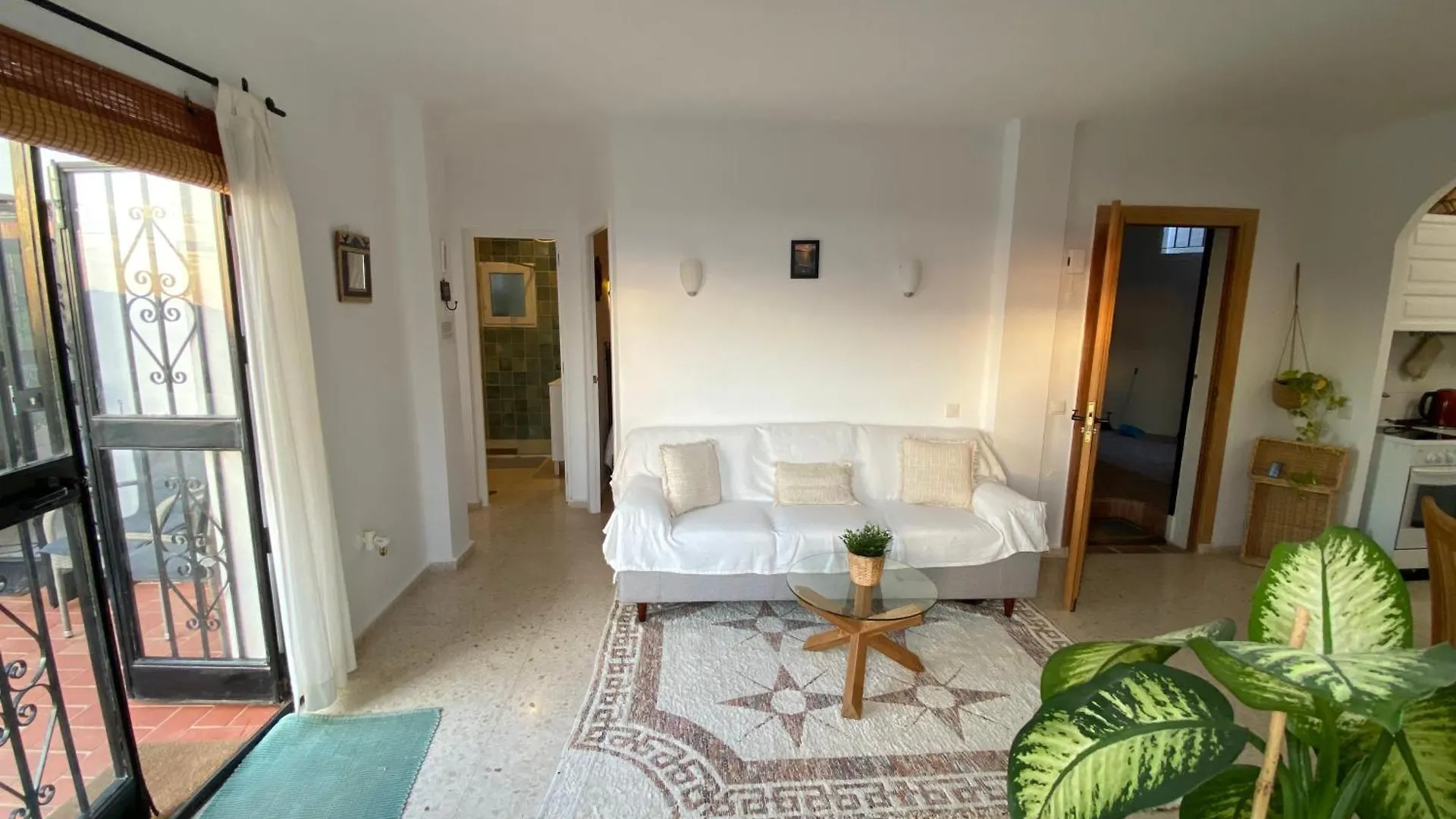 Daire Precioso Apartamento Mandarinos Con Vistas Al Mar Nerja İspanya