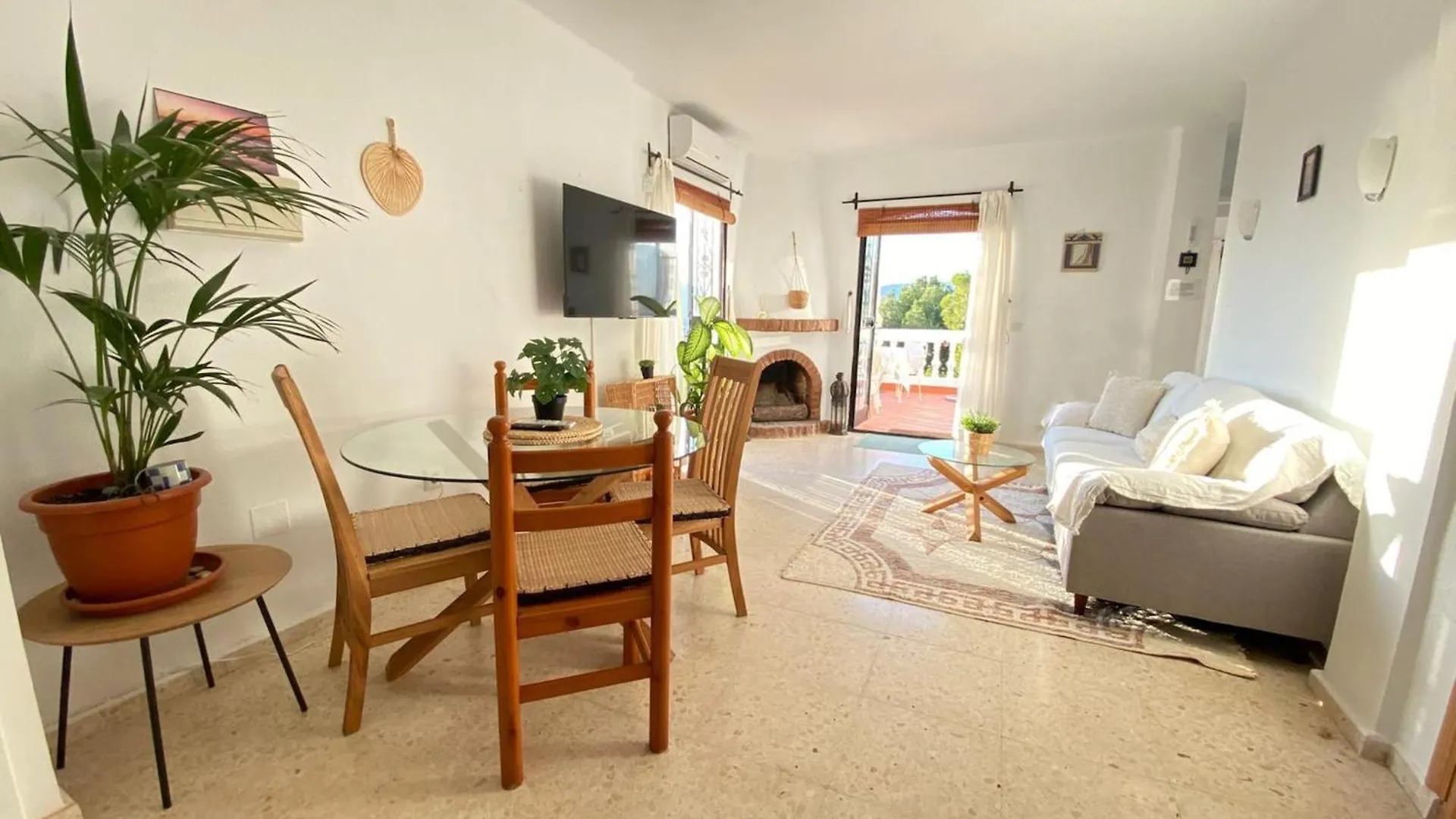 Precioso Apartamento Mandarinos Con Vistas Al Mar Nerja Apartment