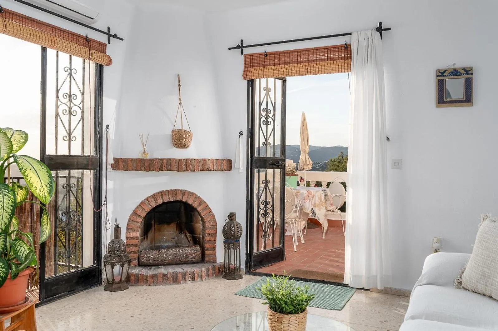 Precioso Apartamento Mandarinos Con Vistas Al Mar Nerja Spain